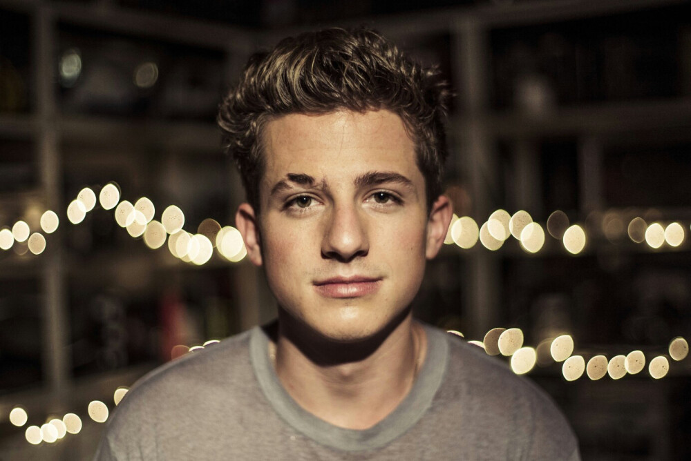 断眉 Charlie Puth 查理普斯