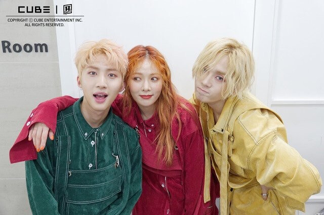 金泫雅 Hyun A PENTAGON 李会泽Hui 金晓钟 E'Dawn（Triple H ）