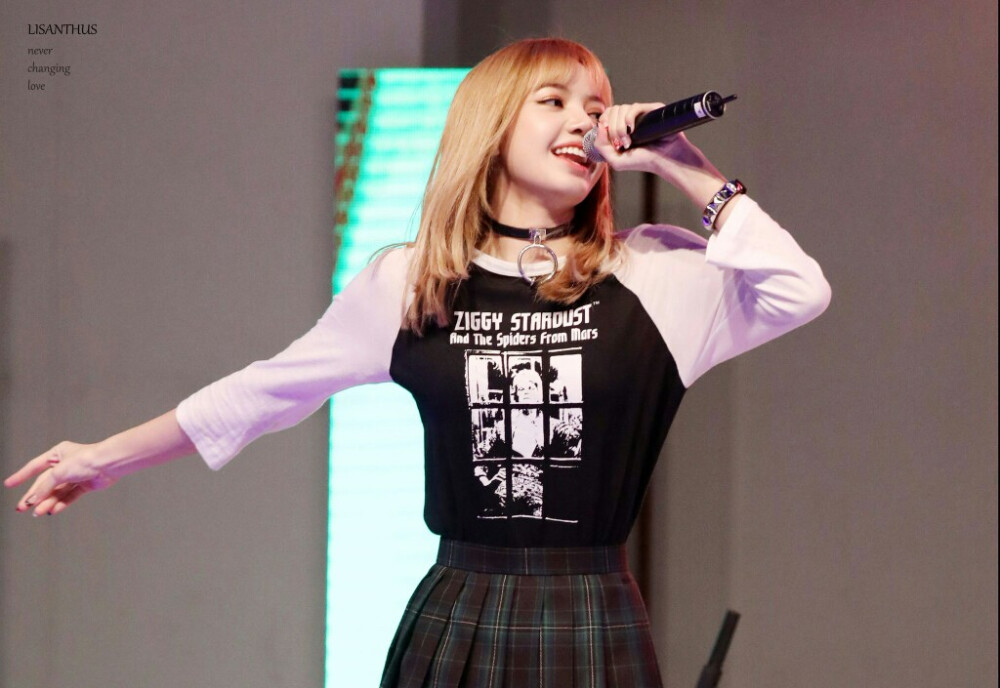 BLACKPINK YG女团 lisa