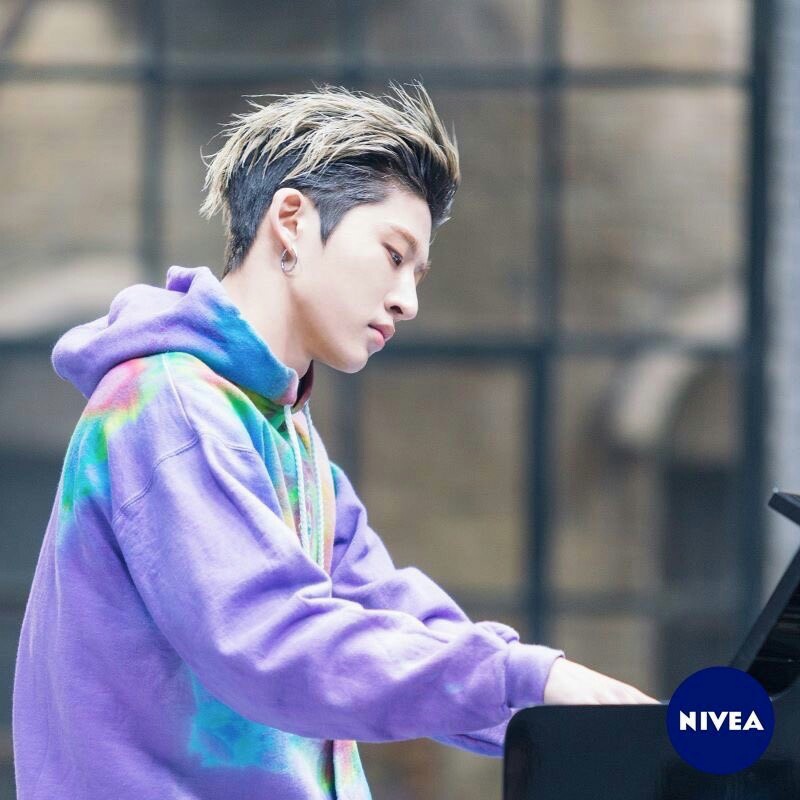 iKON. B.I 김한빈 ＃NIVEA