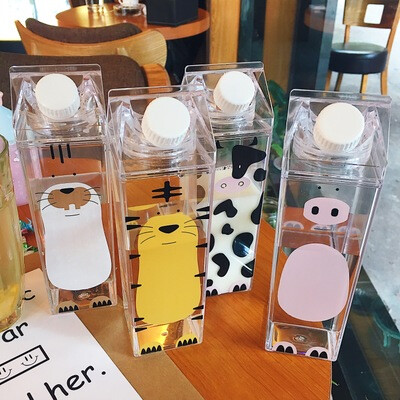 韩国原宿创意卡通机器猫牛奶盒子透明水杯学生便携大容量运动水壶