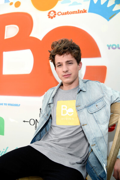 Charlie Puth 查理普斯 断眉