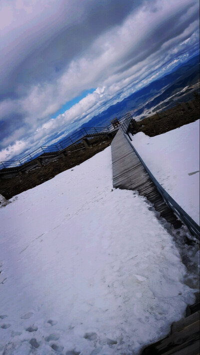 云南-香格里拉-石卡雪山(>﹏<)