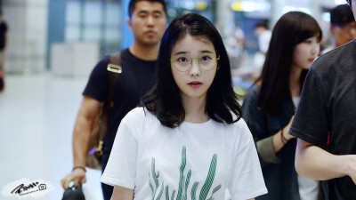 IU 李智恩 国民妹妹