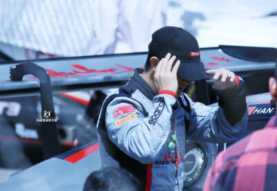 韩庚 饭拍活动图