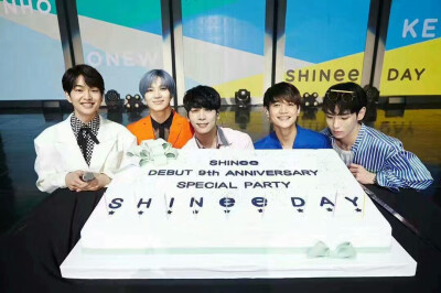 SHINee九周年粗卡