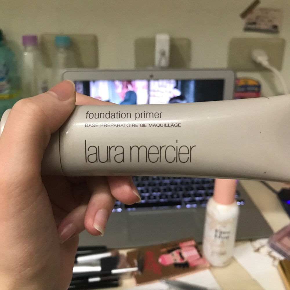 Laura mercier 水润隔离