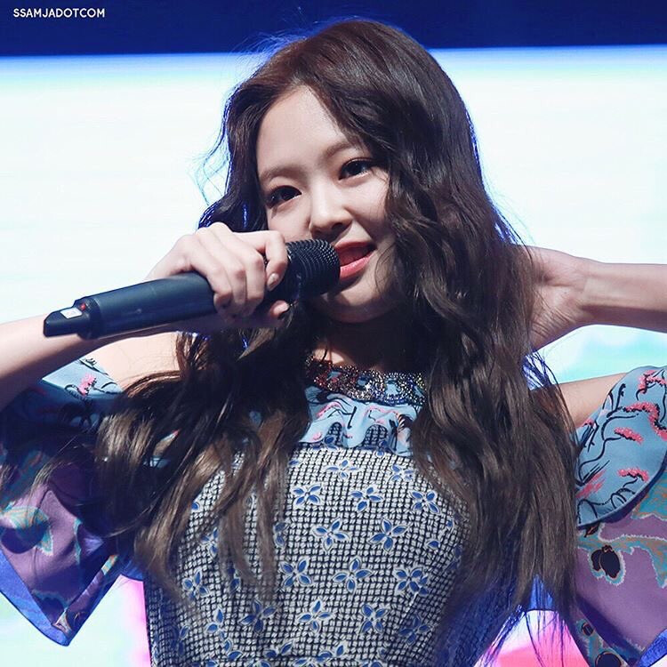 Blackpink JENNIE
【图片】170520 光云大学公演饭拍高清
cr.logo 