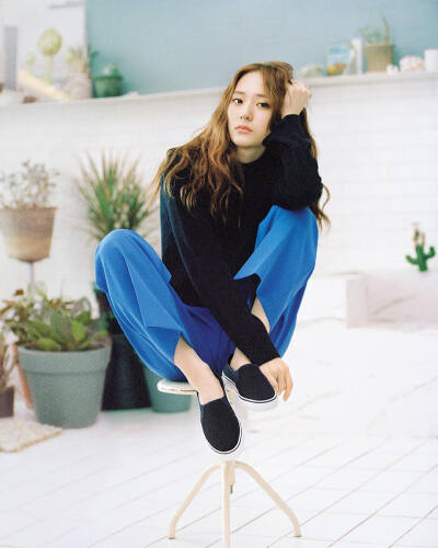 Krystal 【图片】170426 hwanghyejeong_studio ins更新Nylon 15年10月刊