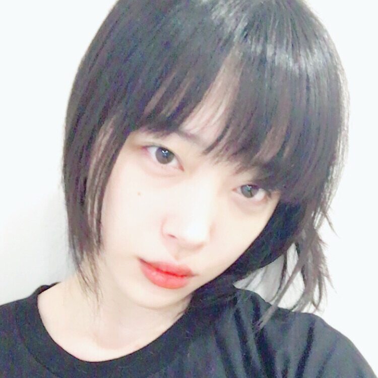 崔雪莉（Sulli）