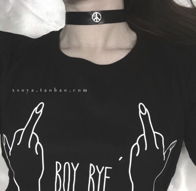 定制 SOYA 个性思想中指BOY tee