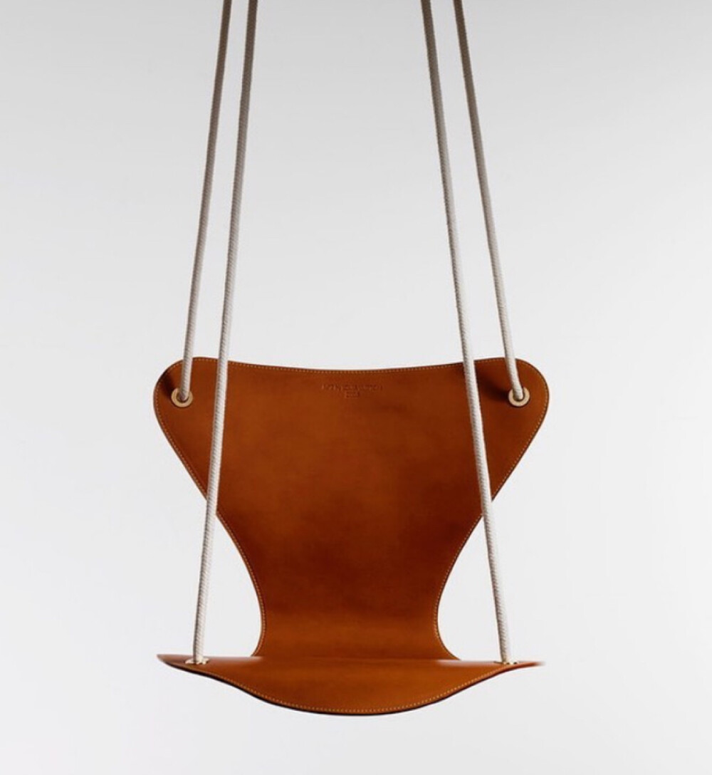 #sevenchair #ArneJacobsen #LouisVuitton