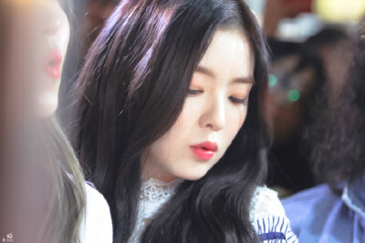 #Irene# 170415 台湾夜市 饭拍小姐姐12p