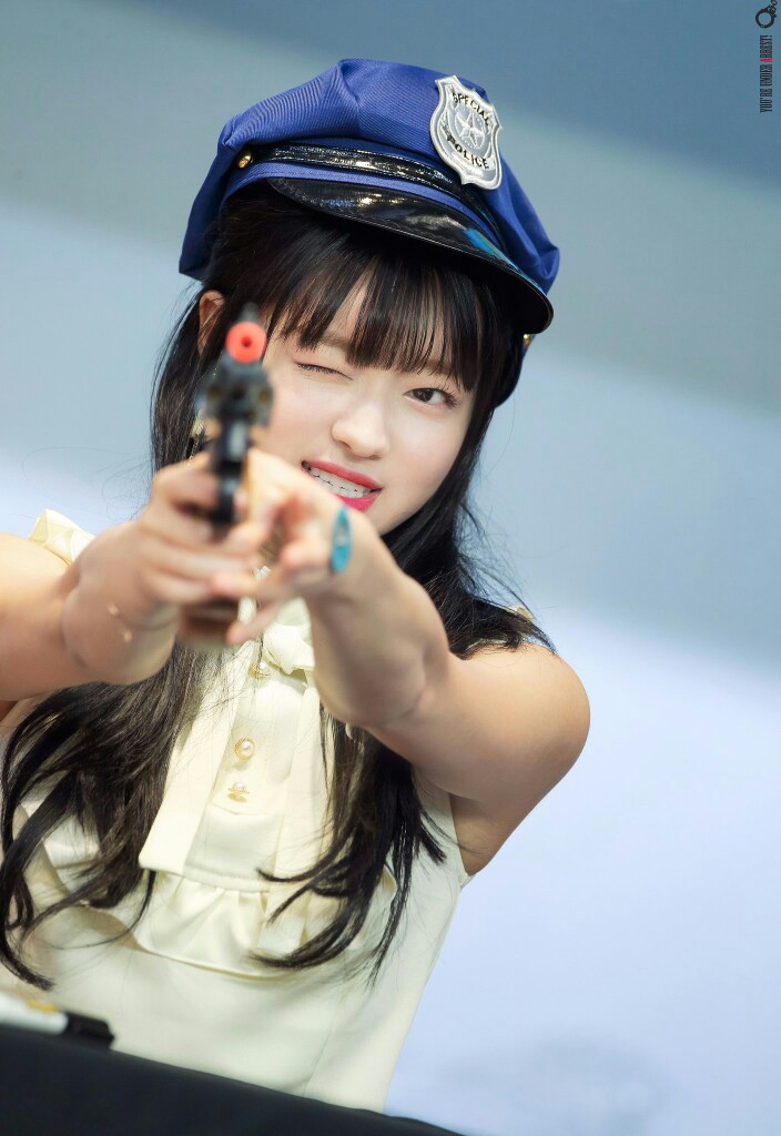 OH MY GIRL 刘是我 YooA