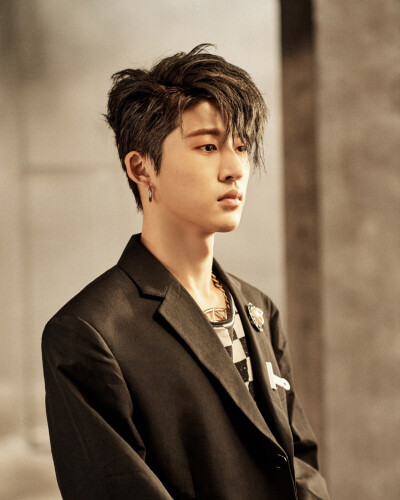 iKON. B.I 김한빈 #NEW KIDS: BEGIN 