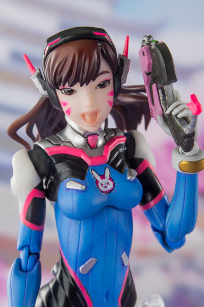 凡造VANZO 宋哈娜 D.va 1/10可动手办 玩游戏就是要赢！https://item.taobao.com/item.htm?spm=a1z10.1-c-s.w11216627-15561562650.3.coz0Kb&id=544579551319&scene=taobao_shop