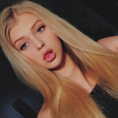 loren gray