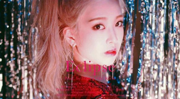 本月少女 [ 金静恩 ]°KimLip ♪ 禁二传二改抱图点赞