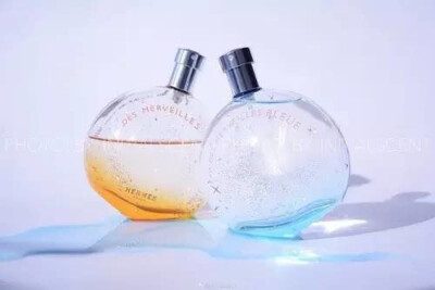 は蛋｜香水｜HERMÈS (爱马仕)｜Eau des Merveilles Bleue (蓝色橘彩星光)｜成分：广藿香木质和海洋元素｜前味：苦橙、意大利柠檬；中味：印度尼西亚胡椒、粉椒；后味：琥珀、橡树苔、香柏木、香根草