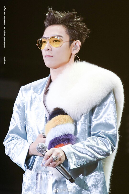 BIGBANG 崔胜贤 TOP 塔普 崔网红 低音炮 鬼神大人 崔三岁 #全世界最好看的崔胜铉# 高清壁纸 手机锁屏壁纸 