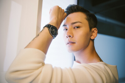 【陈伟霆】【cwt】【陈等等】【William Chan Wai-Ting】 170602 Chanel J12 非黑即白 上海活动 香奈儿Chanel中国腕表形象大使陈伟霆 无水印 2048 x 1363 px (图源： 微博@Chrison克里森 weibo.com/1614137095/F6696C…