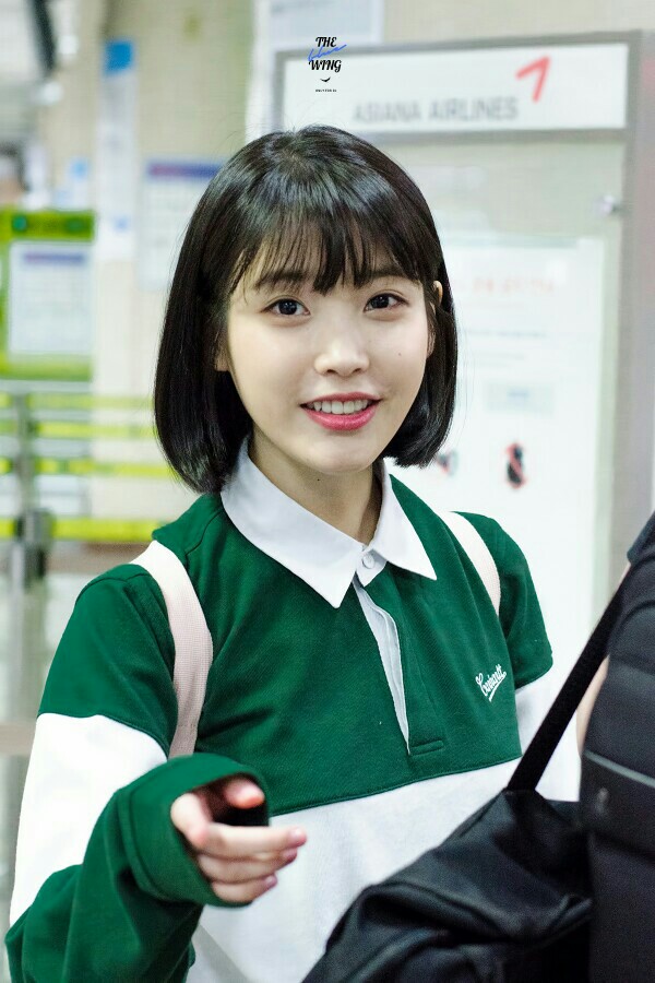 IU 李智恩