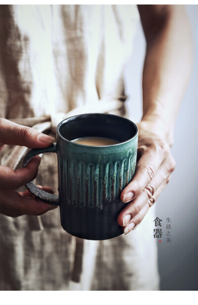 驼背雨奶奶日式粗陶手工马克杯怀旧陶瓷杯子马克杯复古咖啡杯水杯