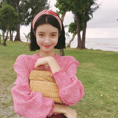咬唇爱好者（女头）