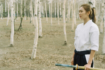 【剑道】初心不改，仗剑天涯。
拍摄&后期：Jael 模特:齐
微信公号ID：brightanddesire
未经本人同意，不得转载。