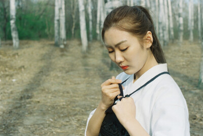 【剑道】初心不改，仗剑天涯。
拍摄&后期：Jael 模特:齐
微信公号ID：brightanddesire
未经本人同意，不得转载。