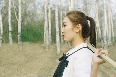 【剑道】初心不改，仗剑天涯。
拍摄&后期：Jael 模特:齐
微信公号ID：brightanddesire
未经本人同意，不得转载。