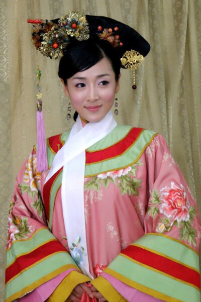 宫锁玉心-太子妃-何彦霓饰