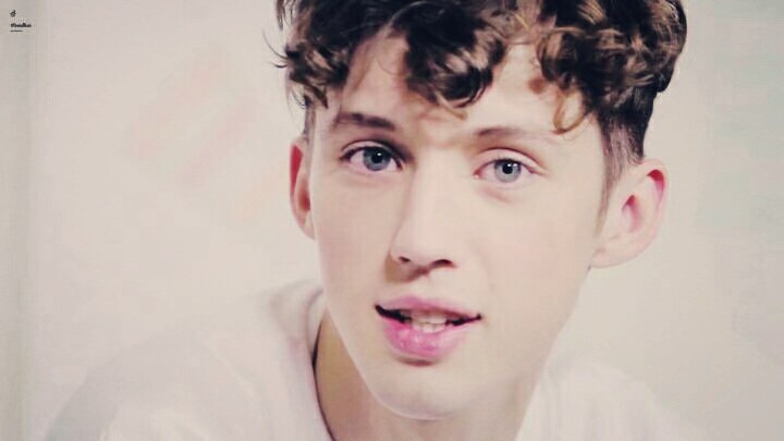 troye