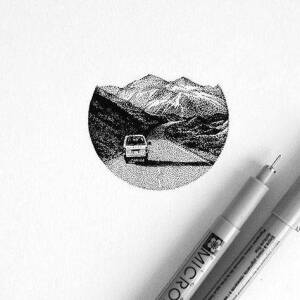 来自插画师 Missfuriosa 针管笔绘画作品  黑白 线描 纸盘画 手绘