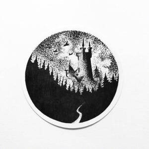 来自插画师 Missfuriosa 针管笔绘画作品  黑白 线描 纸盘画 手绘