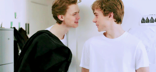 【skam】