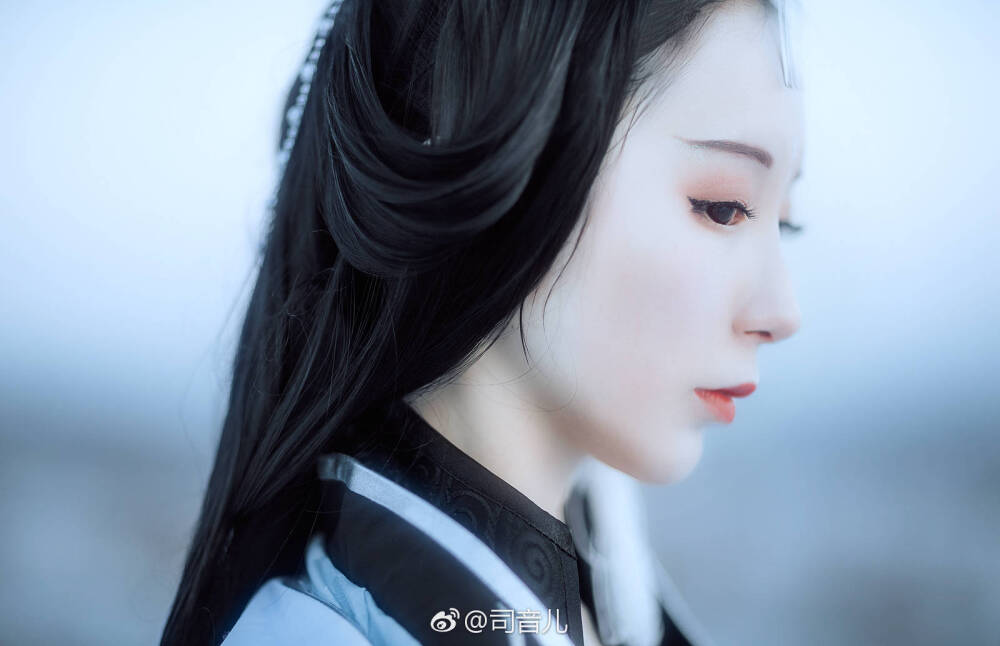 #剑网3COS#——纯阳雪——
【与卿江湖远 逍遥忘尘间】
——这纯阳宫的雪当真是乱人心呐
出镜 | @司音儿
摄影 | @疯子Charles
排版| @散兄 