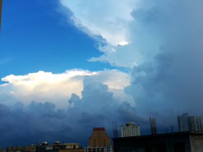 学校的天空