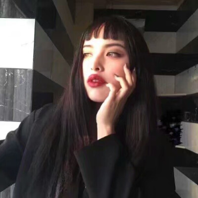 酷 潮流 女头 欧美风 韩系
by 枪妹儿°