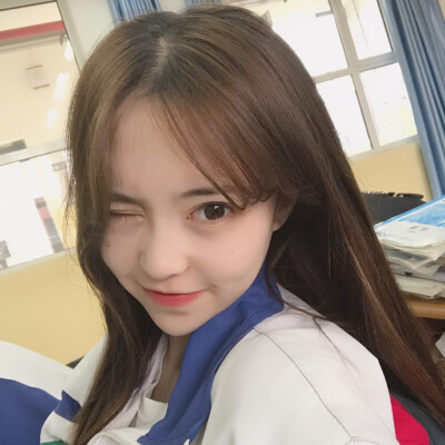 ▽
“你无法叫醒一个装睡的人
就像你无法感动一个不爱你的人”
△