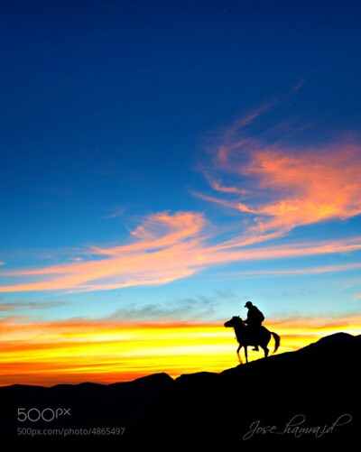 充满视觉想象的小清新剪影美图图片