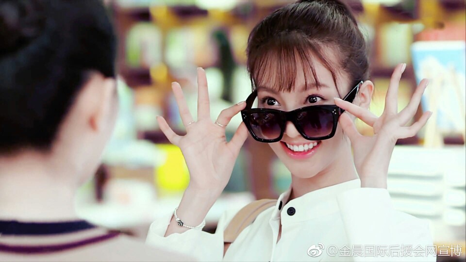 金晨  小情人 饰单单单