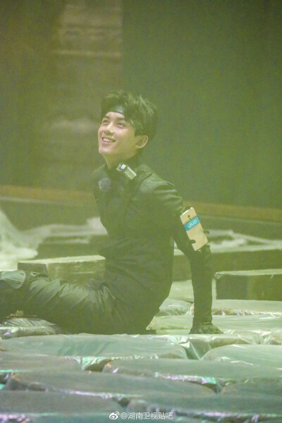 我们不大象。吴情吴义兄弟