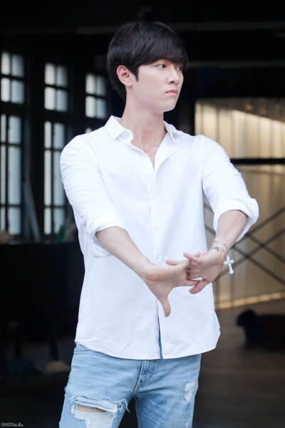 gxxod 泰国电视剧《逐月之月》饰演phana