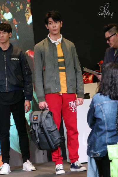 gxxod 泰国电视剧《逐月之月》饰演phana