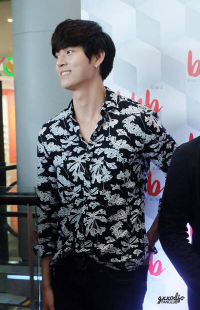 gxxod 泰国电视剧《逐月之月》饰演phana