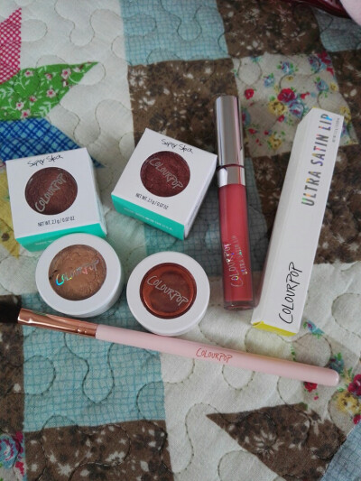 colourpop单色眼影膏&唇釉