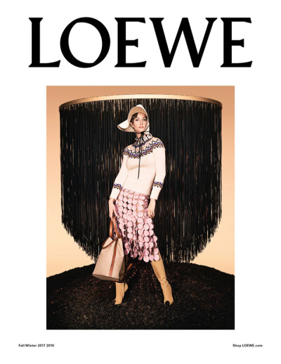 LOEWE（罗意威）2017秋冬系列广告大片