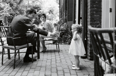 JFK, JBK, Caroline at Breakfast