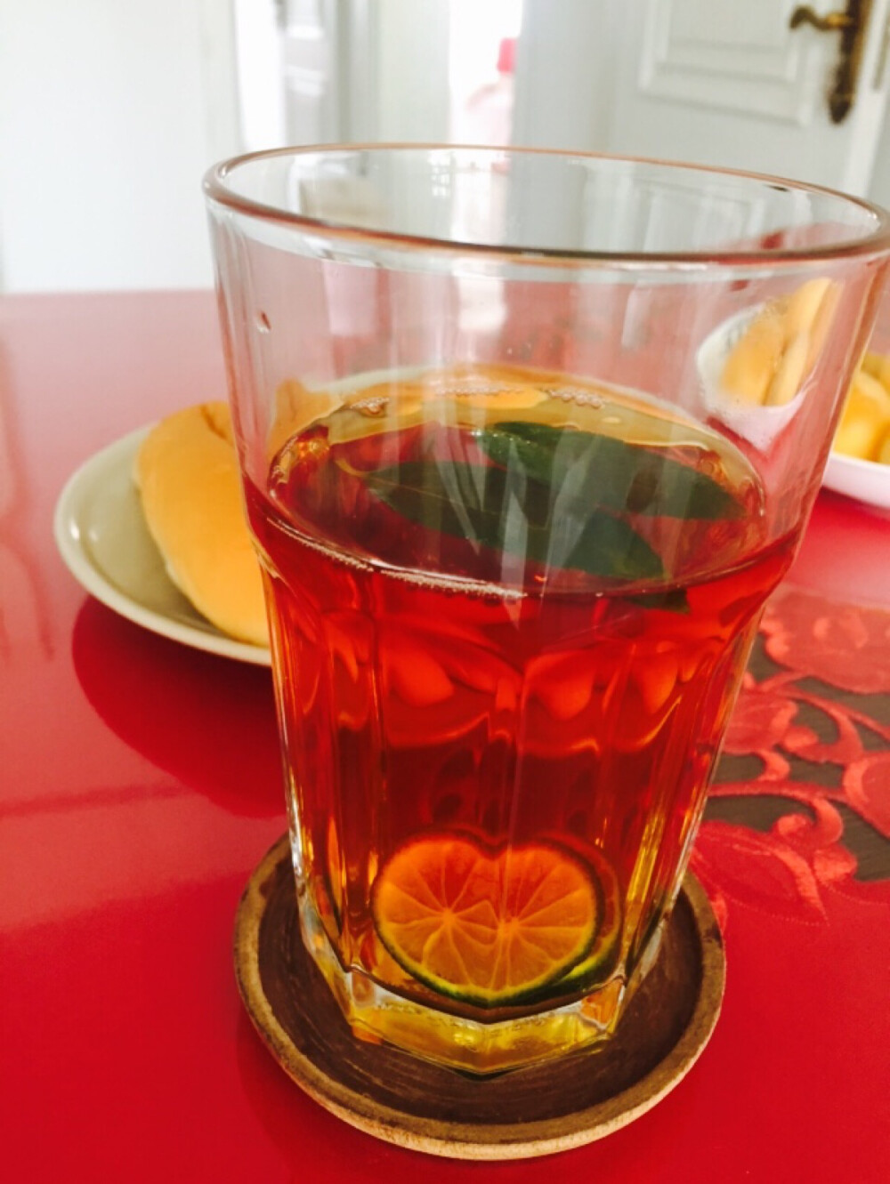 lemon red tea